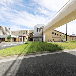 JR関西本線「柏原」駅
