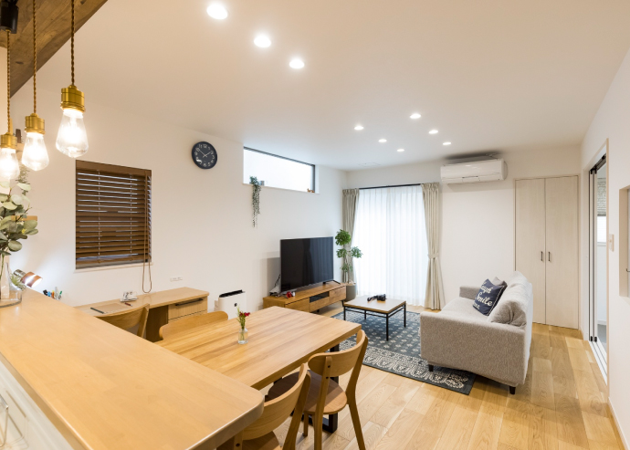 フェリシテ高安町北4丁目